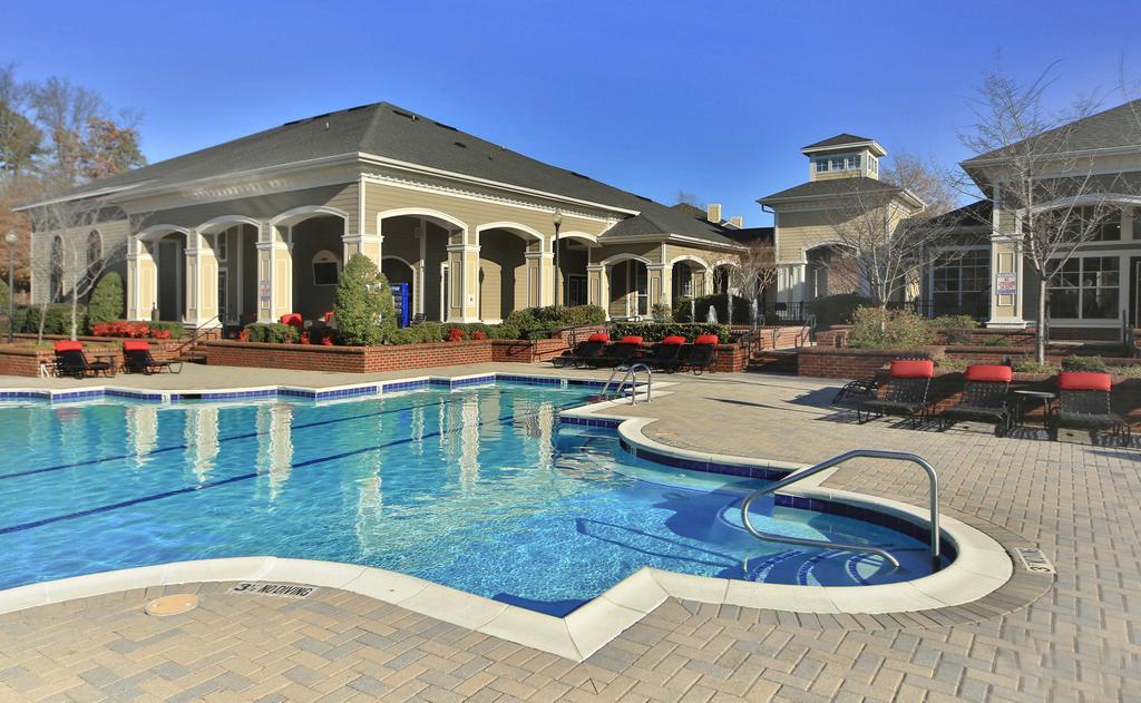 Oakwood Living Raleigh At Brier Creek Apartment Durham Exterior photo
