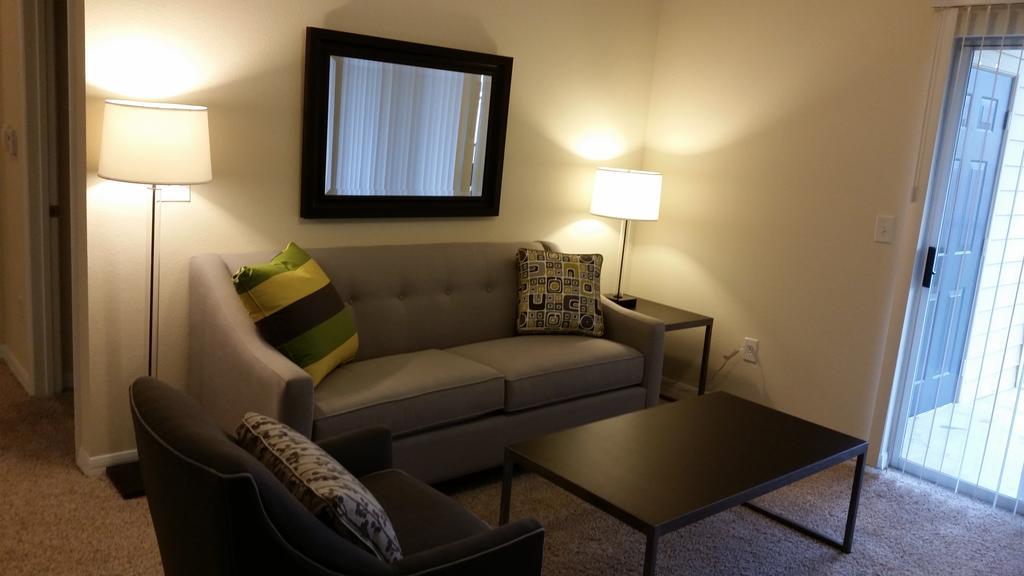 Oakwood Living Raleigh At Brier Creek Apartment Durham Exterior photo
